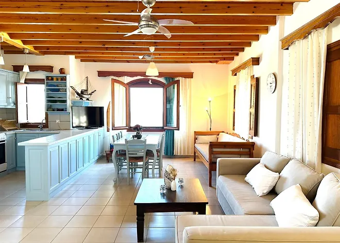 Thea House Patmos
